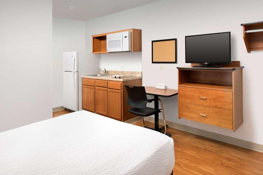 Extended America Select - - Airport Hotel 2*